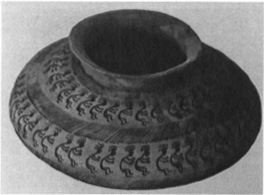 A decorated Hohokam pottery bowl (circa 600900 A.D.) found along the banks of the Santa Cruz River in southern Arizona (Arizona State Museum, University of Arizona, Tucson, Arizona)