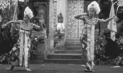 Balinese dancers in the dance-drama Barong  Wolfgang KaehlerCorbis