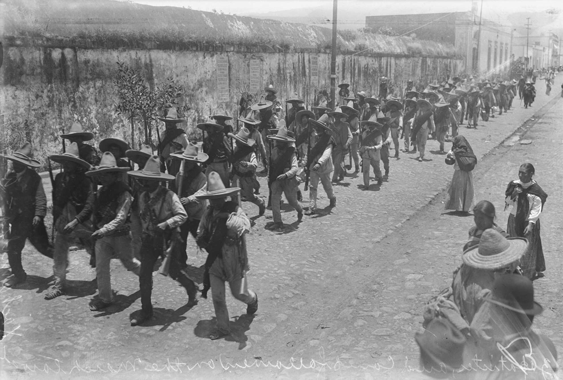 Desperate workers in Mexico join what looks like a Growing ...