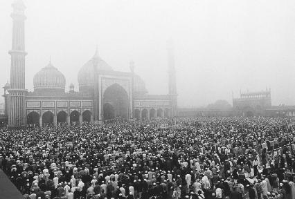 Muslims pray at Jama Masjid, Indias largest mosque, during the holy month of Ramadan in January 2000. Islam is not the majority religion in India today, but in Ala-uddins time, it was politically dominant. Reproduced by permission of the Corbis
